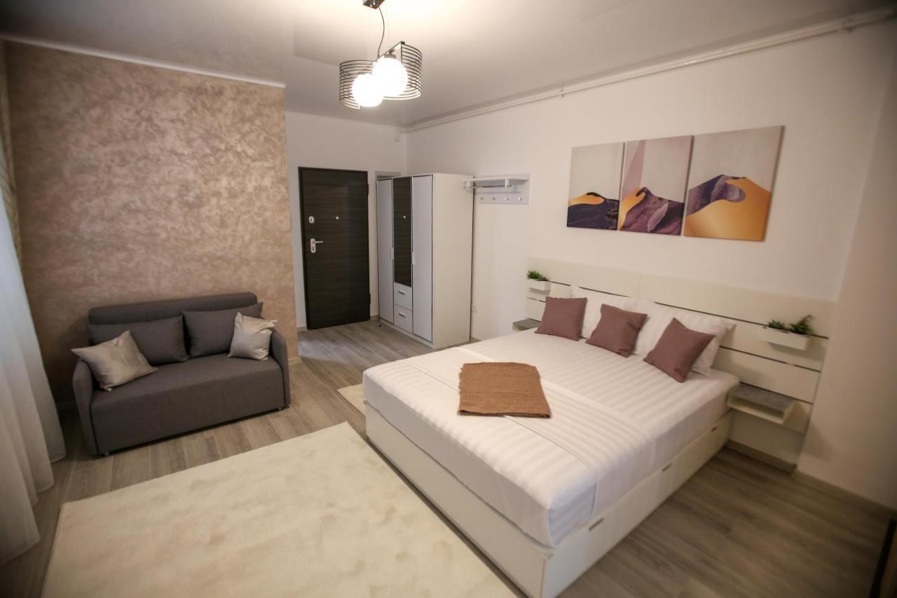 Premium Studios Mamaia Nord - Marea La 50M Navodari Exterior photo