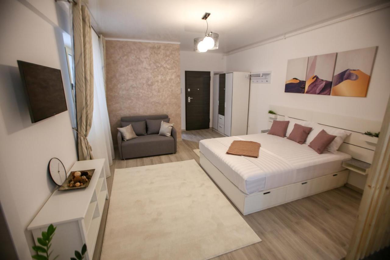 Premium Studios Mamaia Nord - Marea La 50M Navodari Exterior photo