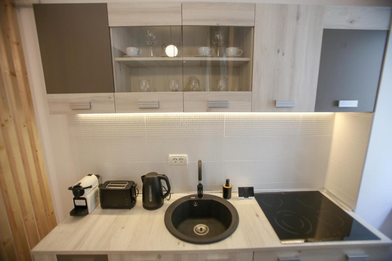 Premium Studios Mamaia Nord - Marea La 50M Navodari Exterior photo