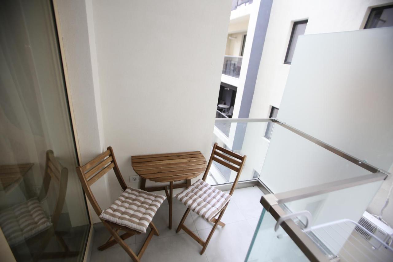 Premium Studios Mamaia Nord - Marea La 50M Navodari Exterior photo