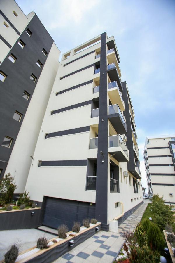 Premium Studios Mamaia Nord - Marea La 50M Navodari Exterior photo